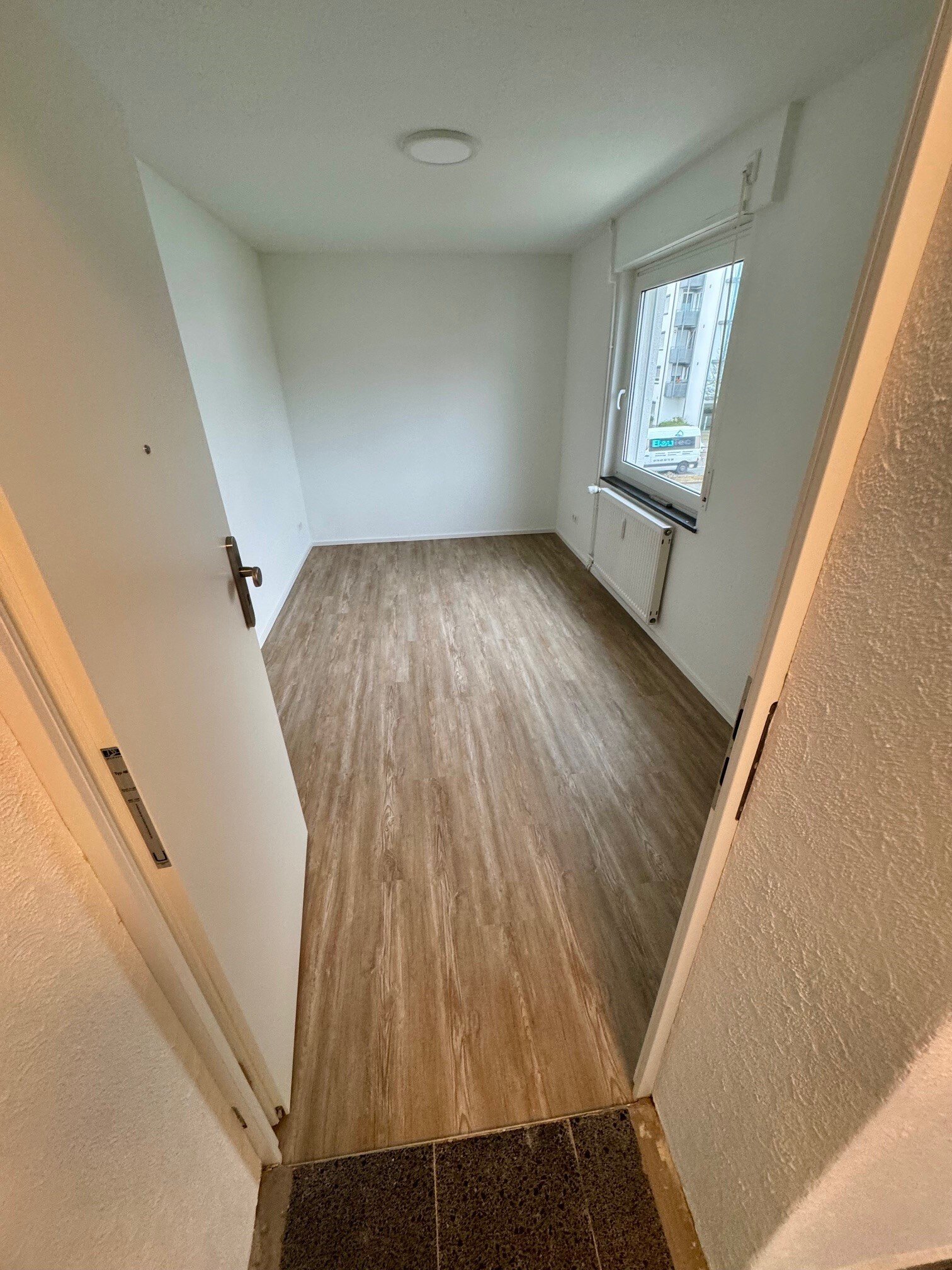 Moderne 4-Zi.-Wohnung -ERBBAU-OG- Konstanz – Komfortables Wohnen mit Balkon und EBK