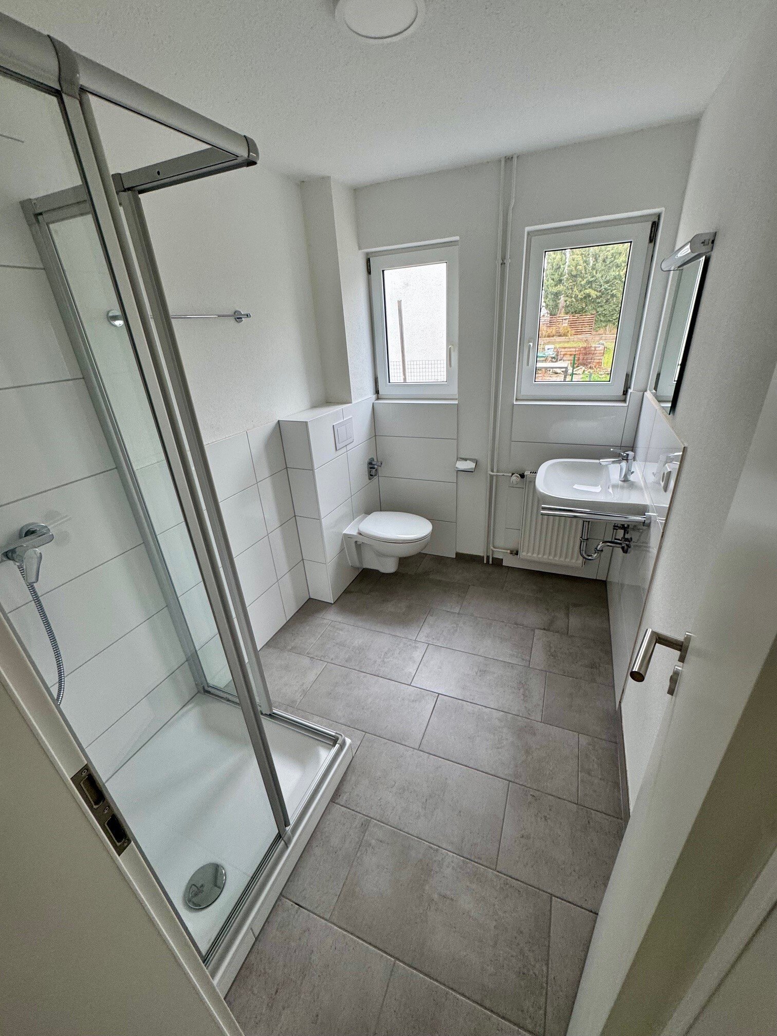 Tageslichtbad mit Dusche